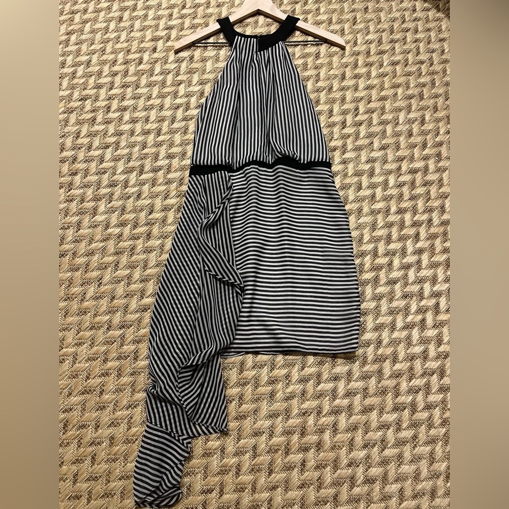 Halston Heritage Halter Dress - Women's 4 Black White EUC - Striped Asymmetric